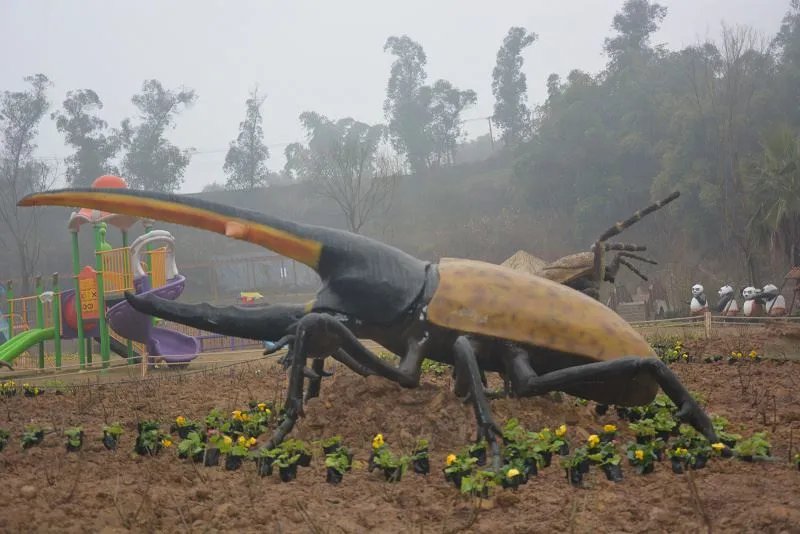 एनिमेट्रोनिक डायनेस्टेस